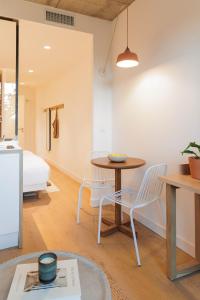 Postel nebo postele na pokoji v ubytování Babel Community Hôtel Lille - Villeneuve d'Ascq
