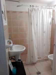 Koupelna v ubytování Tiempo de Bienestar + 44 fotografií