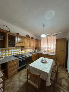 Kuchyň nebo kuchyňský kout v ubytování Casa Grace