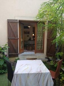 Zahrada ubytování Comme A La Maison Chez Dominnique Coquet T2 Avec Jardin Homme Chaleureux