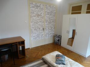 Gallery image of Exarchia - Room in shared apartment in Athens
