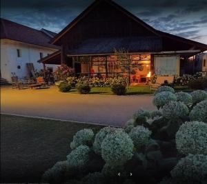 Zahrada ubytování Das Bründl - Frühstückspension und Camping