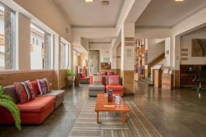 Гостиная зона в Casa Andina Standard Cusco Catedral