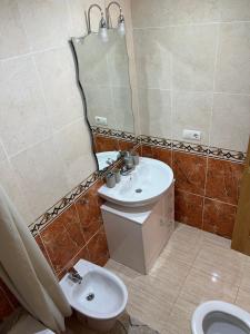 Koupelna v ubytování Marina Dor Oropesa Apt 1 Linea