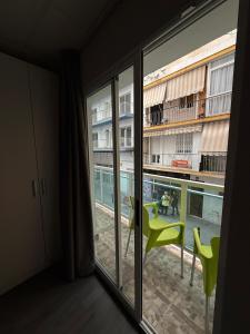 Balkón nebo terasa v ubytování Hostal B and B Benidorm