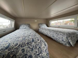 Ένα ή περισσότερα κρεβάτια σε δωμάτιο στο Bed en B-ootje