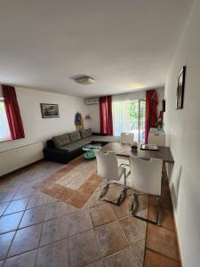 Posezení v ubytování Apartmenthaus Fa