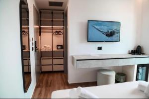 TV a/nebo společenská místnost v ubytování Hotel Resol 2