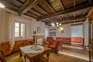 Istumisnurk majutusasutuses La Suite di Arpino
