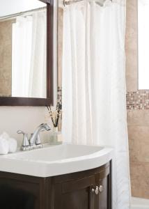 Imagen de la galería de 2BR Near OHare and Transit Newly Furnished Modern, en Chicago