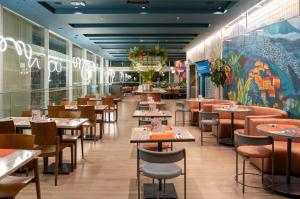 Restaurace v ubytování ibis Medellin