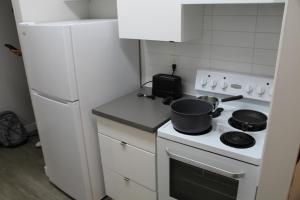 A kitchen or kitchenette at Nomadnest housing