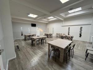 Εστιατόριο ή άλλο μέρος για φαγητό στο Aparthotel Emilia