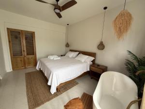 Un ou plusieurs lits dans un hébergement de l'établissement Family Suites at Ocean Park Beach Club 40 autres photos