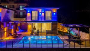 Galeriebild der Unterkunft Villa Savaya 2 in Kaş