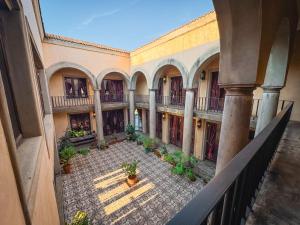 an overhead view of a courtyard in a building at Vaal-Villa, Vintage Style Farmhouse, Vaal River in Vanderbijlpark