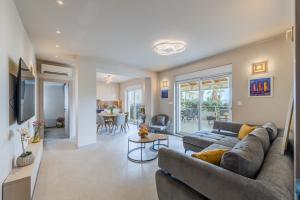 Χώρος καθιστικού στο Beach Residence Parat