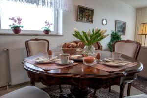 Billede fra billedgalleriet på Strandnahe-Ferienwohnung-FB12-01 i Cuxhaven + 6 billeder