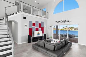 Gallery image of Villa Stella in Cape Coral +40 photos