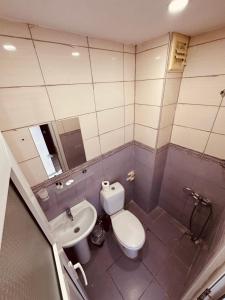 Koupelna v ubytování Sera Hotel