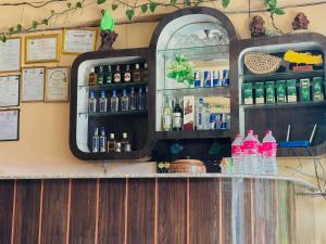 Lounge nebo bar v ubytování Prashamsa Dhaulagiri Hotel