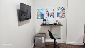Μια τηλεόραση ή/και κέντρο ψυχαγωγίας στο Venice ضباب