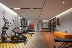 Gimnasio o instalaciones de fitness de 北京传媒大学希尔顿欢朋酒店Hampton by Hilton Beijing Communication University