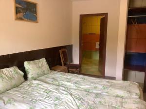 Postel nebo postele na pokoji v ubytování Hostel garden