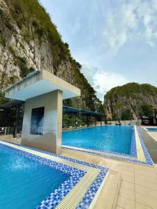 Kolam renang di atau dekat dengan Small house surrounding with nature