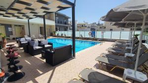 The swimming pool at or close to Zannis Hotel