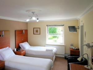 A seating area at The Edgbaston Palace Hotel 