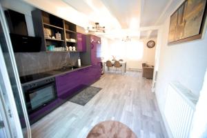 Η κουζίνα ή μικρή κουζίνα στο Ferienhaus nähe Phantasialand, Therme Euskirchen