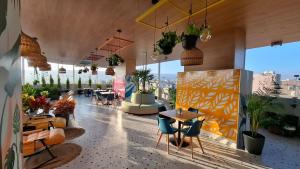 Un balcon sau o terasă la VICTORIA COLOR Hotel