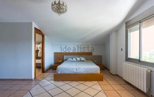 Postel nebo postele na pokoji v ubytování Casa de las flores + 25 fotografií