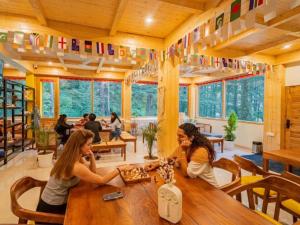 Restaurace v ubytování The Hosteller Kasol