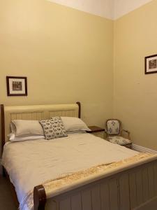 Managers Residence on George客房内的一张或多张床位