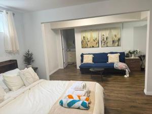 Afbeelding uit fotogalerij van Park side Basement 2 bedroom suite in Kelowna