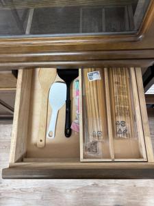 寝屋川市にある一棟貸しの宿 貸別荘 寝屋川ハウス NEYAGAWA HOUSE! for up to 10 people, 3 min walk from Keihan Kayashima Station, 京阪電車 萱島駅から徒歩3分, キーボックスの暗証番号はご予約後に宿からのメッセージ欄にてご確認下さい,のギャラリーの写真