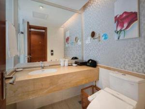 Koupelna v ubytování Xiamen Airlines Quanzhou Hotel + 256 fotografií