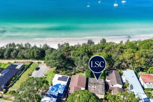an aerial view of a house with the use sign on it at Cloudbreak in Vincentia