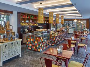 Restoran atau tempat lain untuk makan di Hyatt Regency Danang Resort and Spa