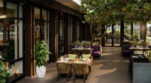 Restoran atau tempat lain untuk makan di Hyatt Regency Danang Resort and Spa
