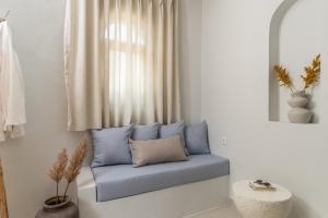 A seating area at Fata Morgana Studios & Apartments
