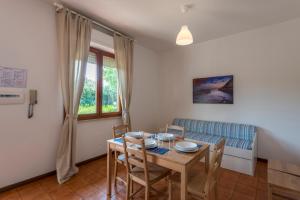 Gallery image of Caletta Apartments in Castiglioncello