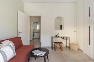 Posedenie v ubytovaní Lovely 1-bedroom apt with balcony