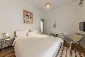 Posteľ alebo postele v izbe v ubytovaní Lovely 1-bedroom apt with balcony