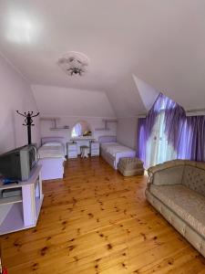 Φωτογραφία από το άλμπουμ του Serenity Garden Home σε Σουμγκαγήτ