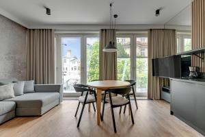 Χώρος καθιστικού στο Montevideo Centrum 2 by Grand Apartments +9 φωτογραφίες