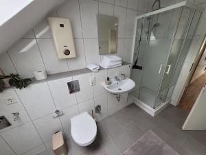 Koupelna v ubytování Gemütliches Dachapartment