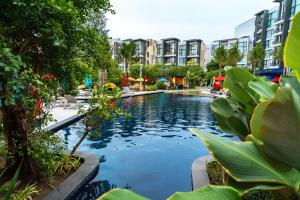 Πισίνα στο ή κοντά στο Lux 2Bdr Cassia Residence By Lake